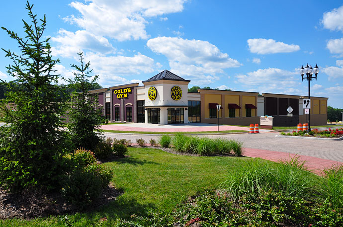 Gold's Gym at Westchester Commons